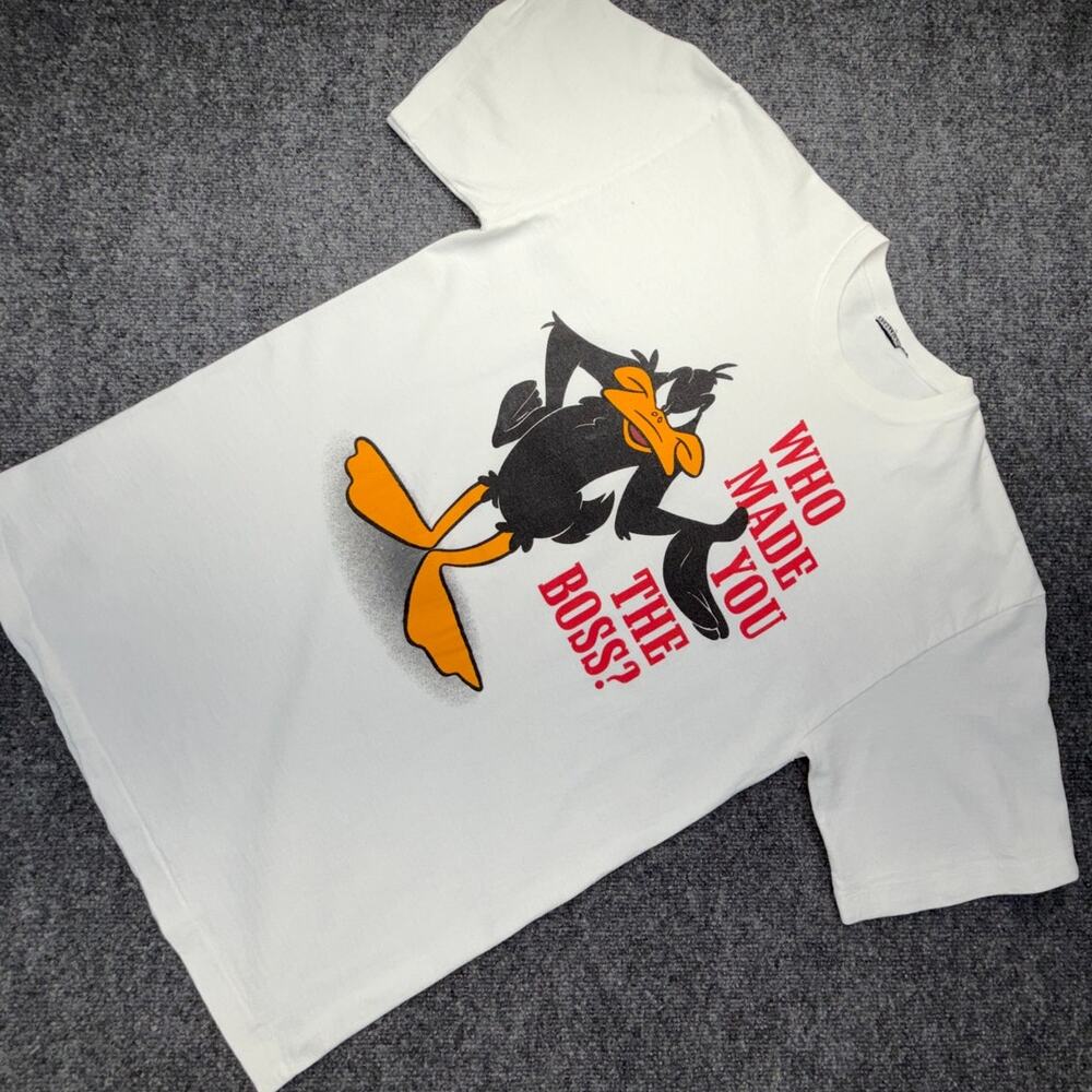 Vintage Daffy Duck “Who Made You The Boss?” Graphic White Single Stitch USA